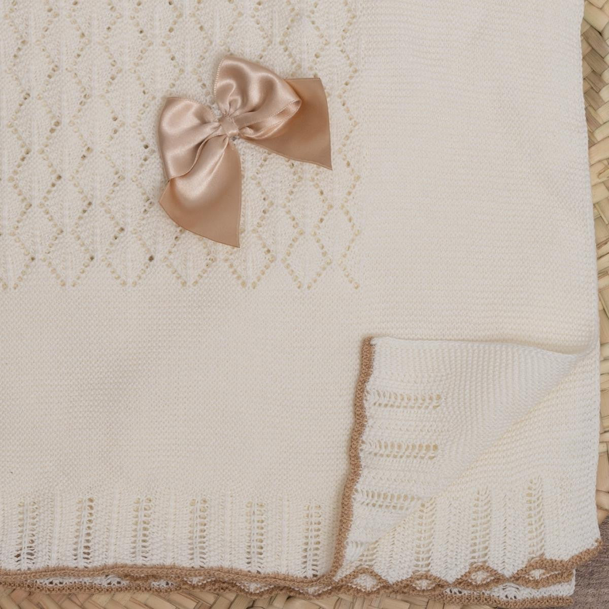 Dulce de Fresa · Chal · Beige