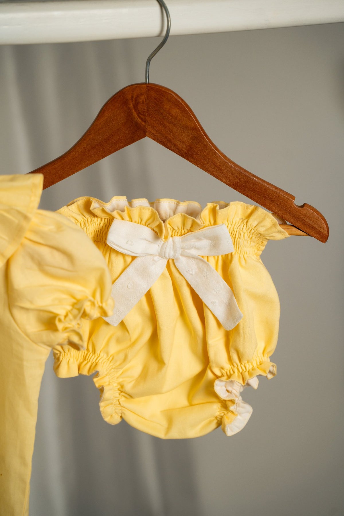 ÉTERNELLE · Conjunto vainilla encantado
