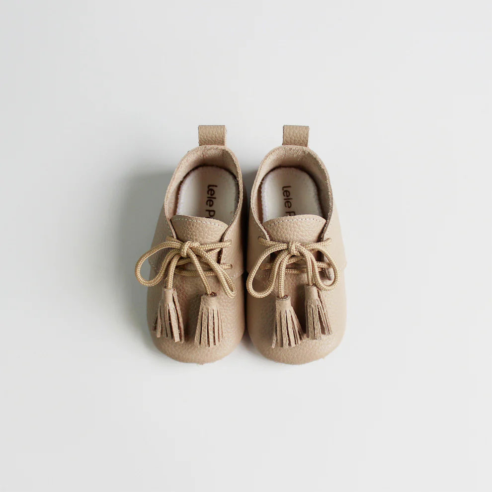 LELE PÖ · Blucher Nuez