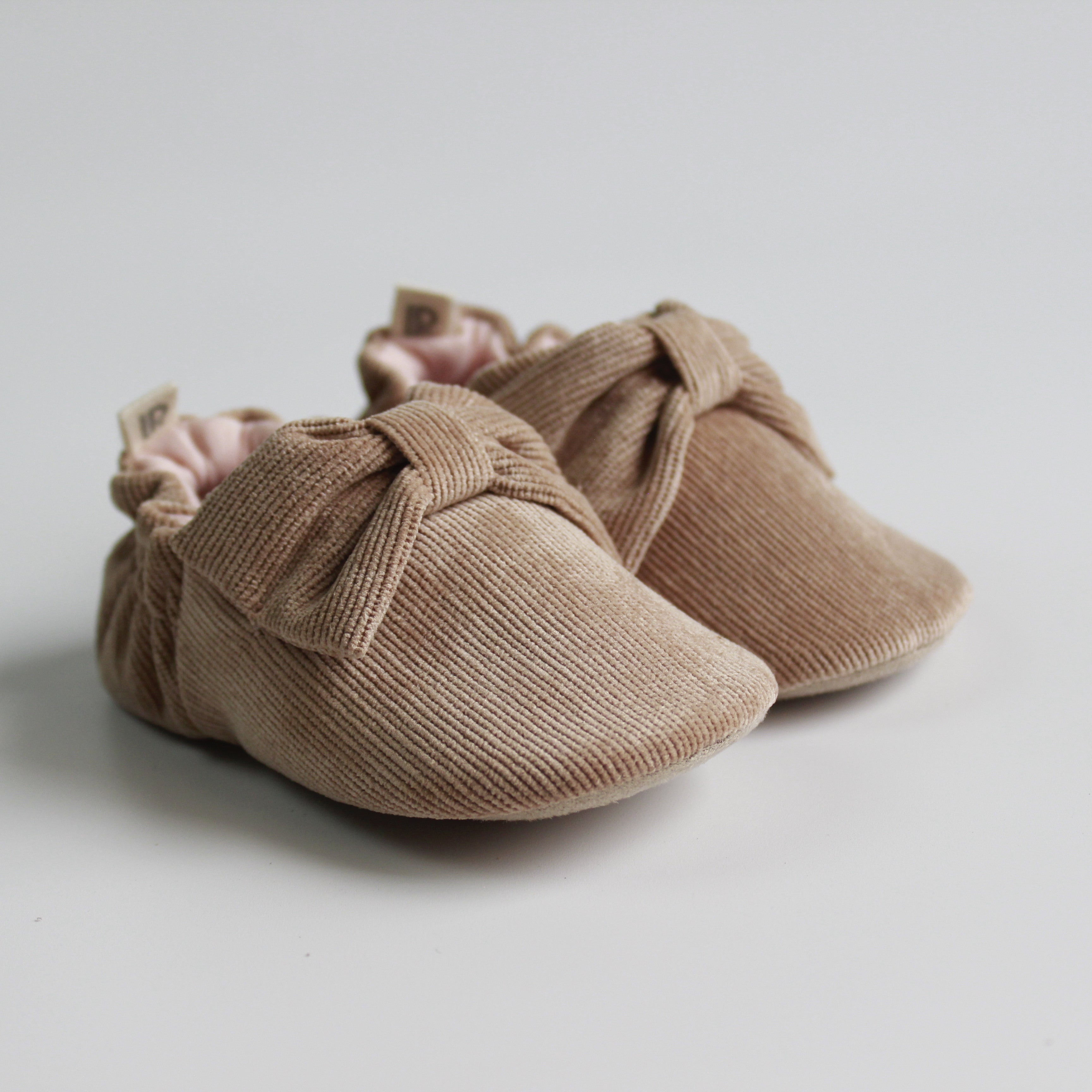 LELE PÖ · Panita Lazo Azul Camel